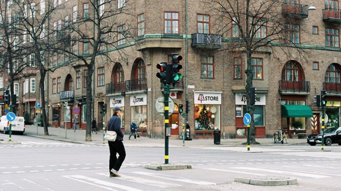 Svenska dialekters påverkan på språket illustration